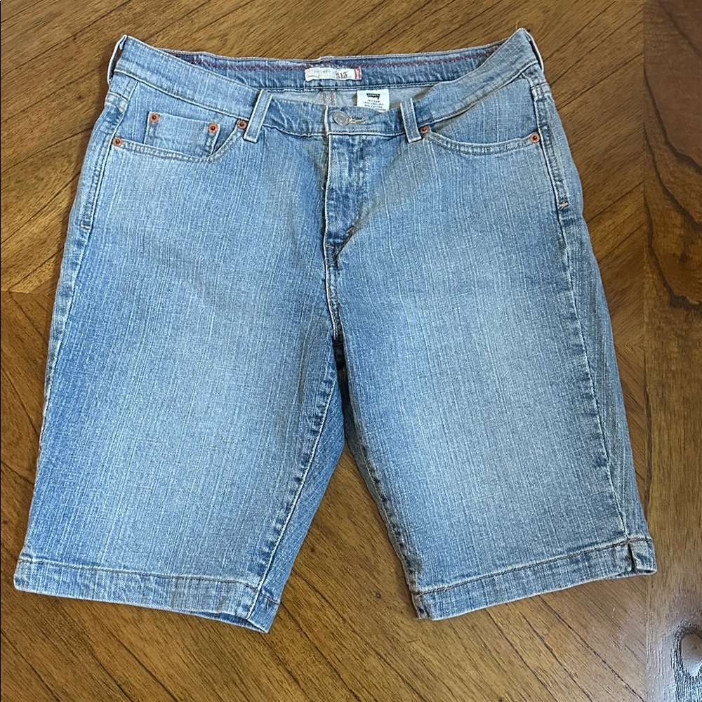 Levi’s 515 Women’s Bermuda Jean Shorts
